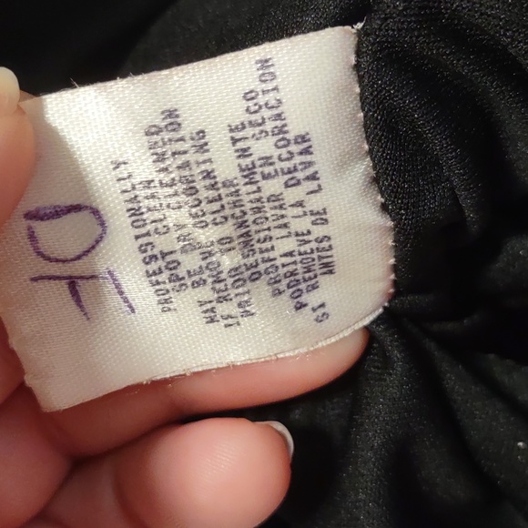 Perfect Little Black Dress - Picture 9 of 10